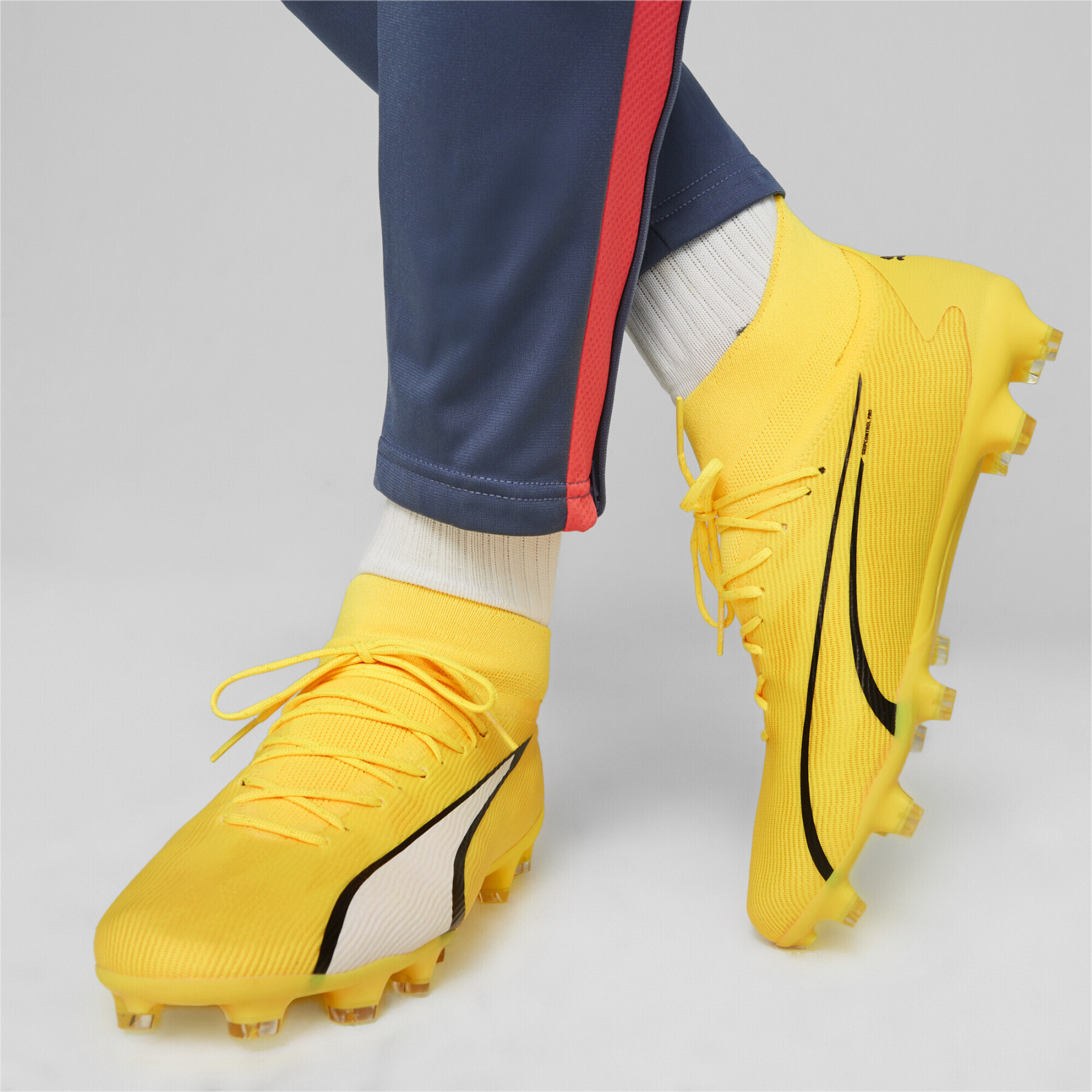 Chaussures de football Puma Ultra Pro FG/AG - Voltage Pack